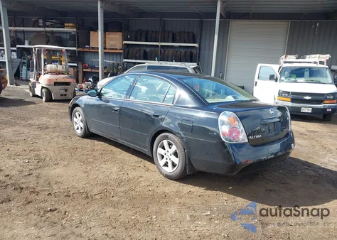 2003 Nissan Altima 2.5 Sl из США, поврежденный, VIN 1N4AL11D33C214749